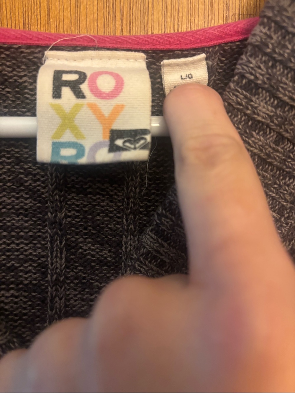 ROXY Sweater - Picture 3 of 3